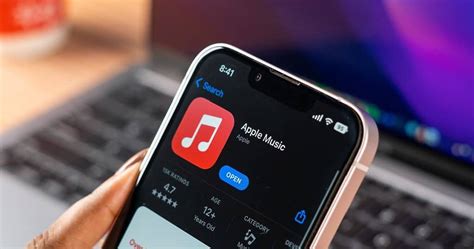 What Is Crossfade on Apple Music and Its Role in Modern Music Streaming Experience