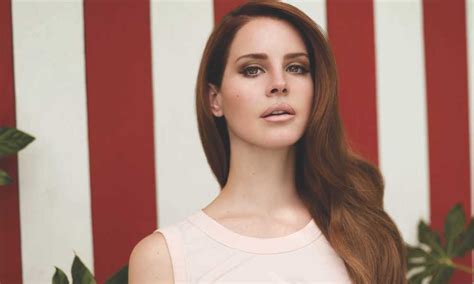 What Type of Music Does Lana Del Rey Make? A Multi-Layered Exploration